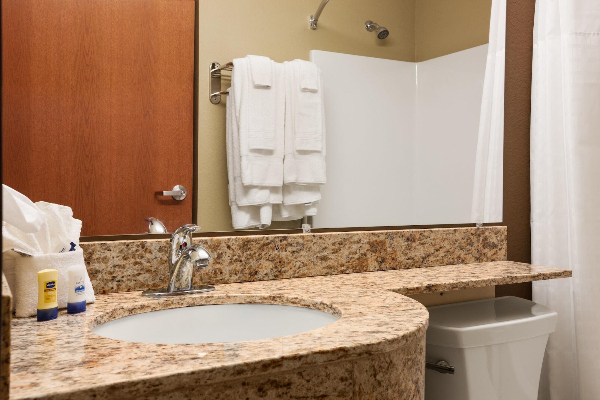 Microtel Inn & Suites Kenedy Dış mekan fotoğraf