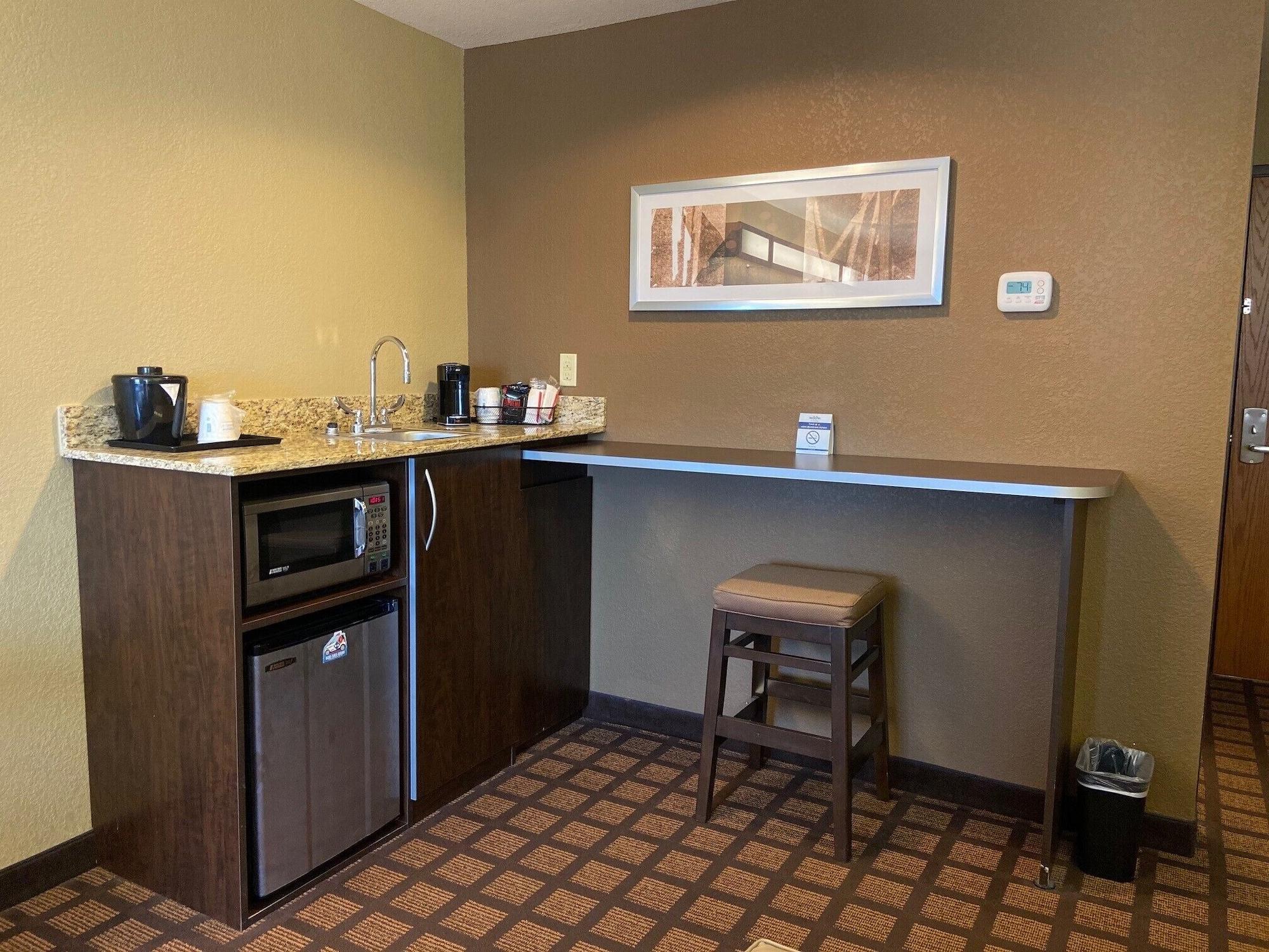 Microtel Inn & Suites Kenedy Dış mekan fotoğraf