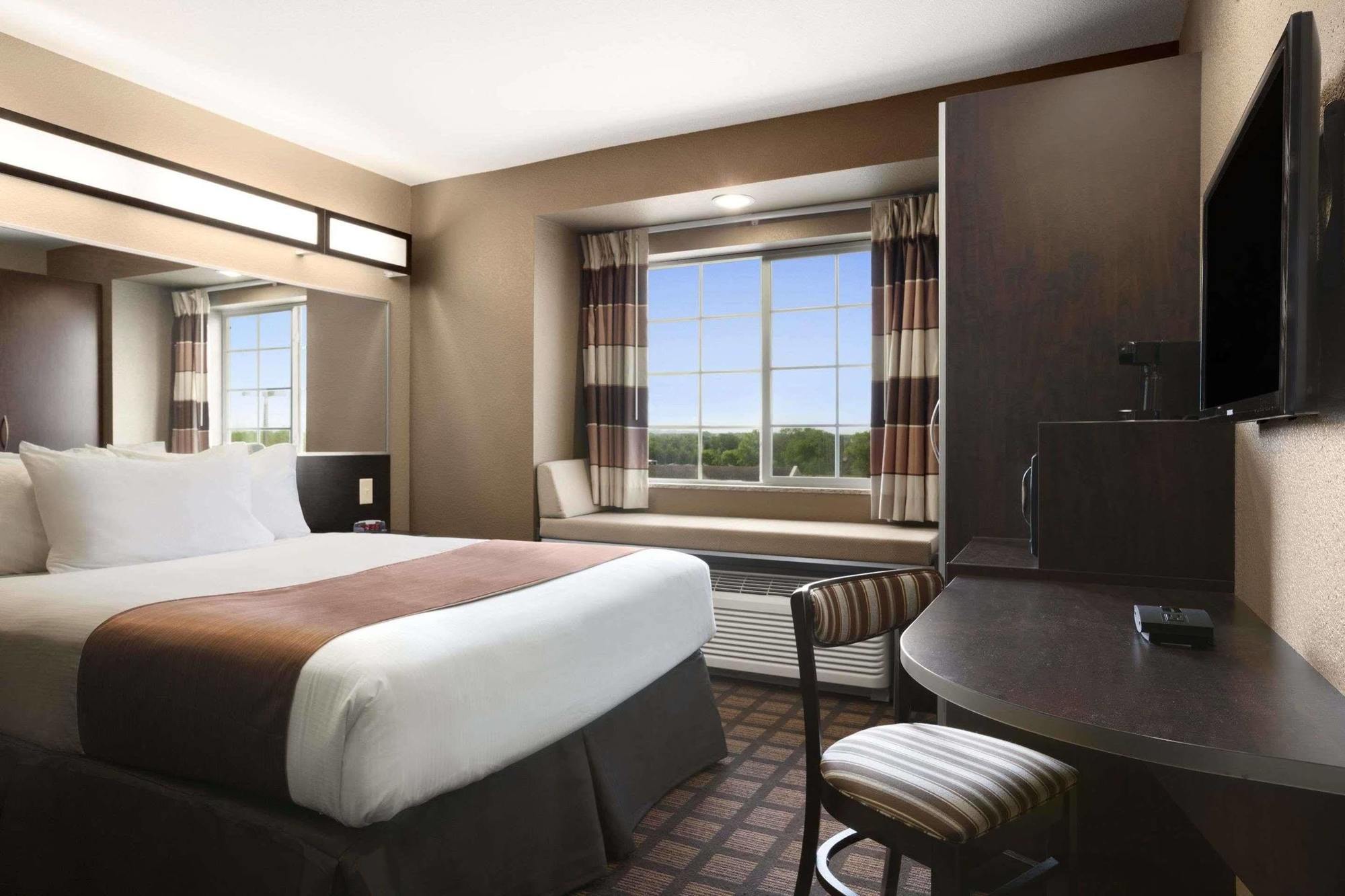 Microtel Inn & Suites Kenedy Dış mekan fotoğraf